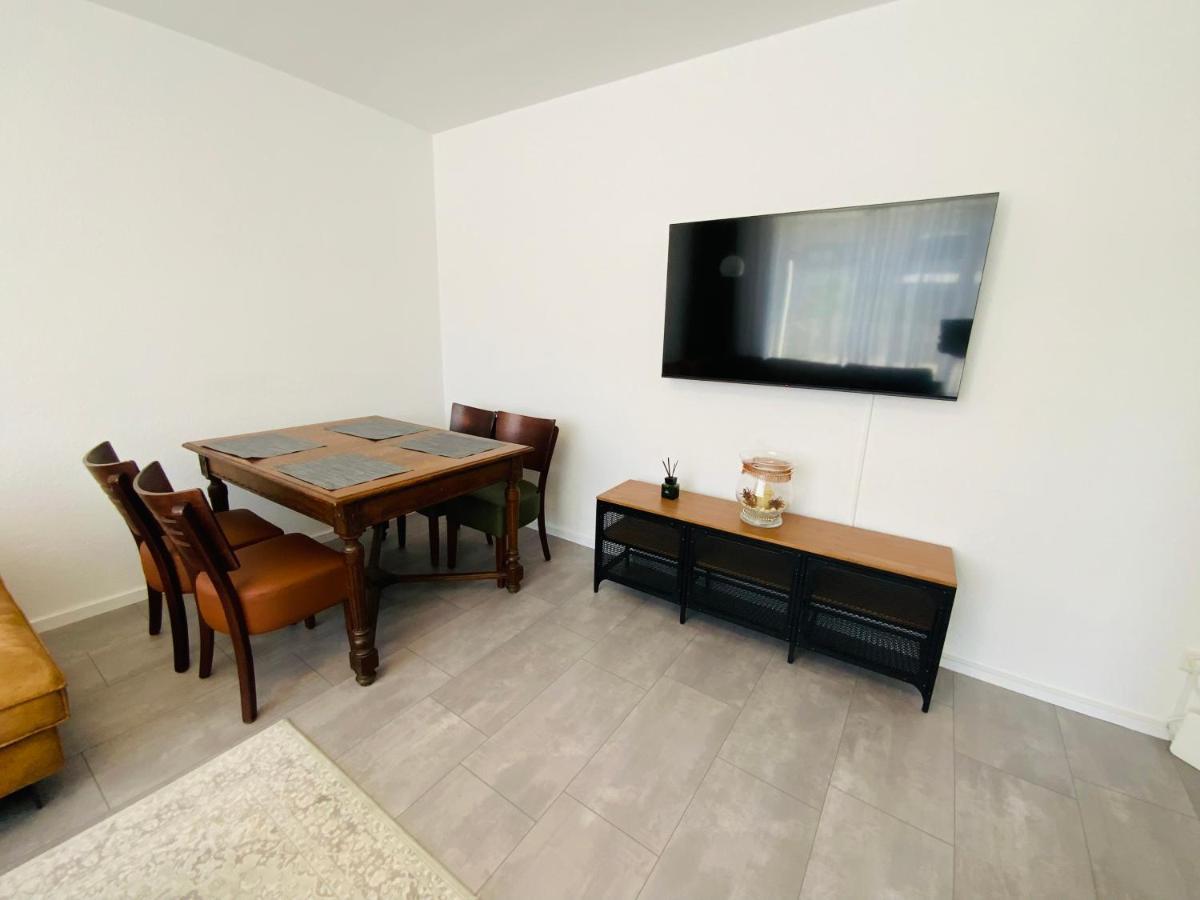 Appartamento Sehr Schoenes Haus Mit Terasse Naehe Duesseldorf Krefeld Esterno foto