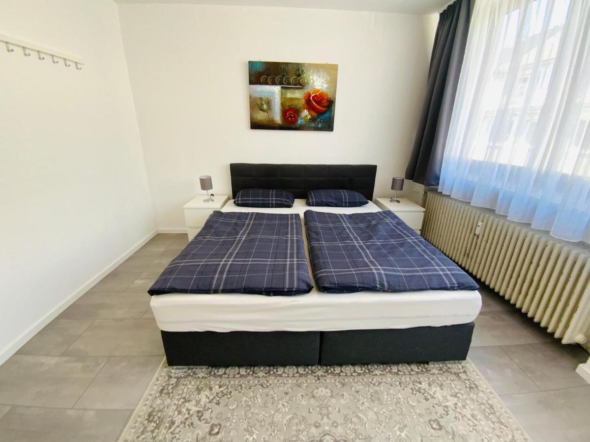 Appartamento Sehr Schoenes Haus Mit Terasse Naehe Duesseldorf Krefeld Esterno foto